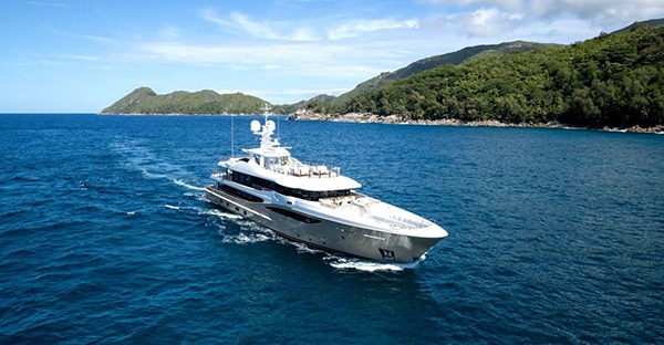 Refit (Metrica) montaža luksuznega pohištva